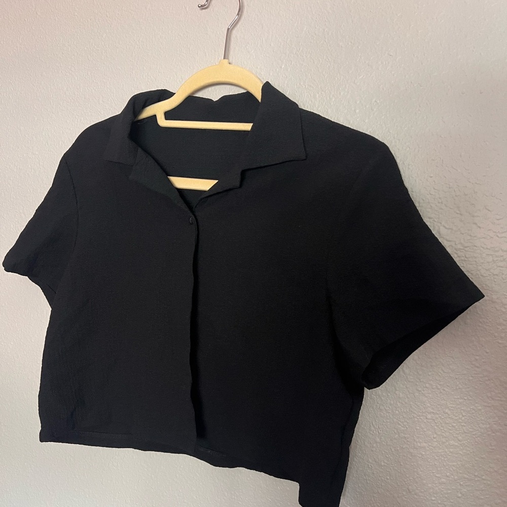 Elegant Black Women's Button-Up Blouse